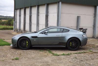 2017 Aston Martin VANTAGE AMR