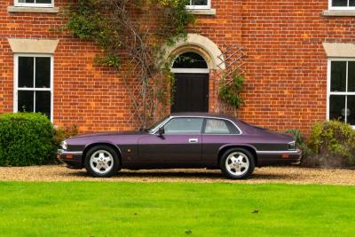 1993 Jaguar XJS V12 6.0-LITRE INSIGNIA COUP&Eacute;