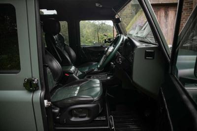 2011 Land Rover DEFENDER 110 V8