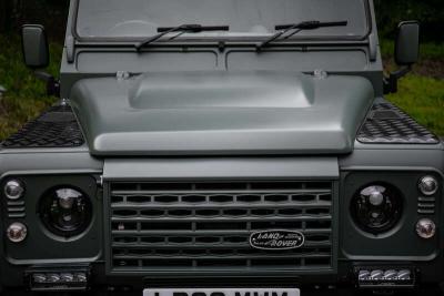 2011 Land Rover DEFENDER 110 V8