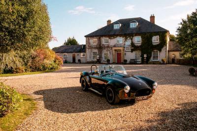 2001 AC COBRA 212 S/C