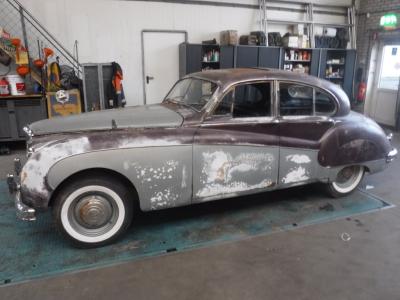 1957 Jaguar MK8 to restore