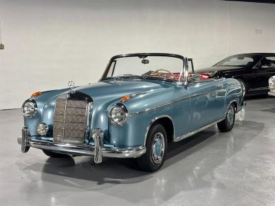 1958 Mercedes - Benz 220S