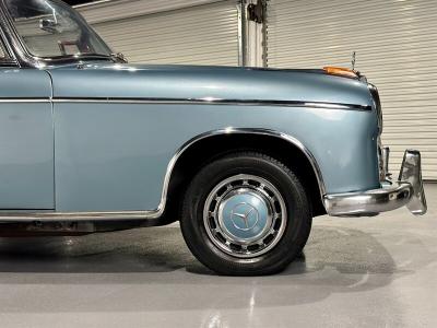 1958 Mercedes - Benz 220S