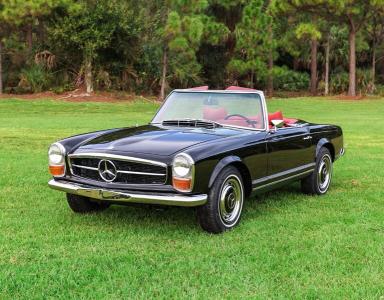 1971 Mercedes - Benz 200-Series