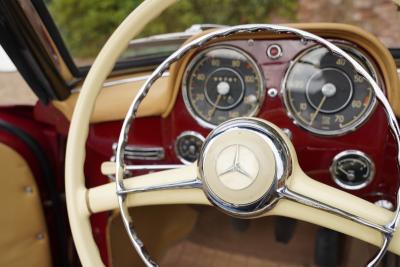 1960 Mercedes - Benz 190 SL