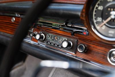 1967 Mercedes - Benz 250SE Cabriolet