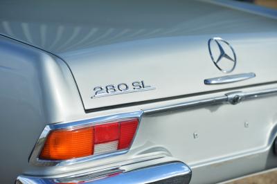 1968 Mercedes - Benz 280 SL Pagoda