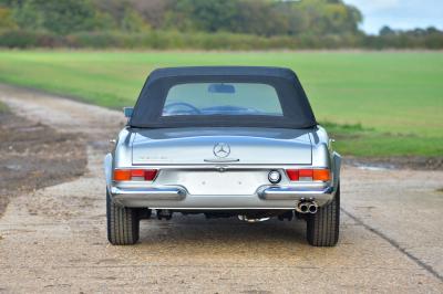 1968 Mercedes - Benz 280 SL Pagoda