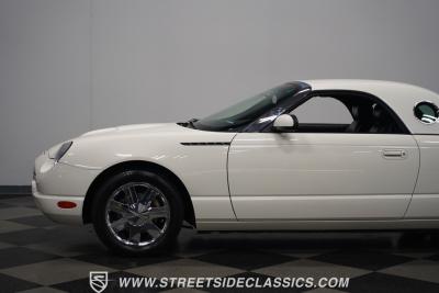 2002 Ford Thunderbird