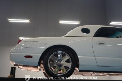 2002 Ford Thunderbird