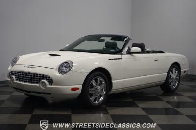 2002 Ford Thunderbird