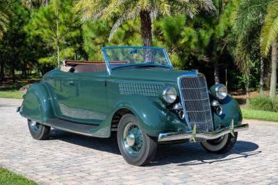 1935 Ford Model 48 De Luxe Roadster