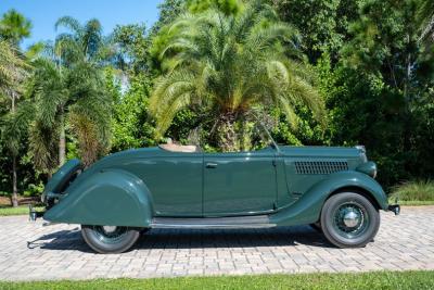 1935 Ford Model 48 De Luxe Roadster