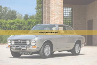 1974 Alfa Romeo GT 2000 VELOCE