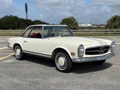 1968 Mercedes - Benz 200-Series