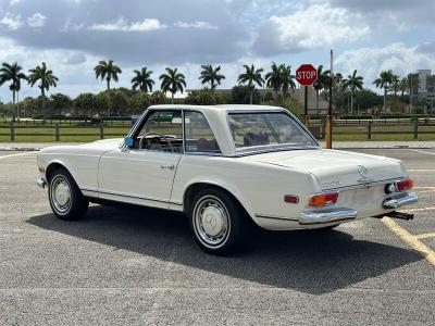 1968 Mercedes - Benz 200-Series