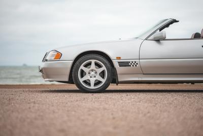 1995 Mercedes - Benz 320SL Mille Miglia Special Edition