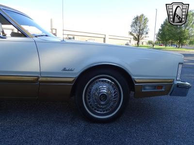 1974 Ford Thunderbird