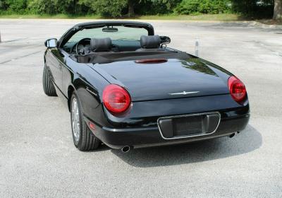 2003 Ford Thunderbird