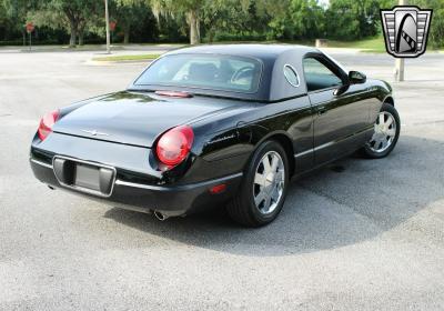 2003 Ford Thunderbird