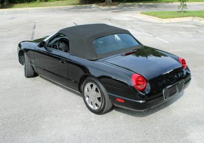 2003 Ford Thunderbird