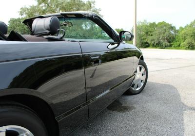 2003 Ford Thunderbird