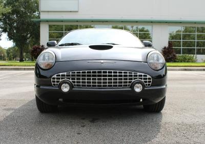 2003 Ford Thunderbird