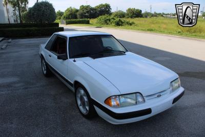 1991 Ford Mustang