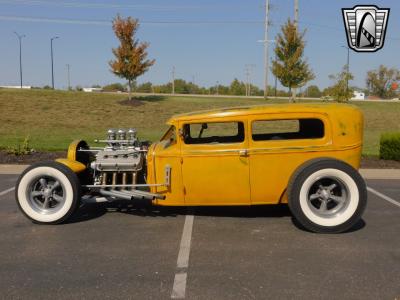 1931 Ford Hi-Boy Sedan