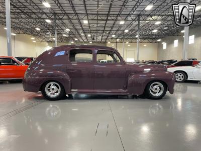 1947 Ford Deluxe / Super Deluxe