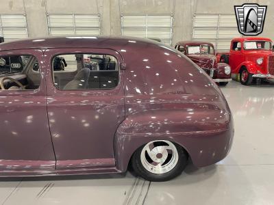 1947 Ford Deluxe / Super Deluxe