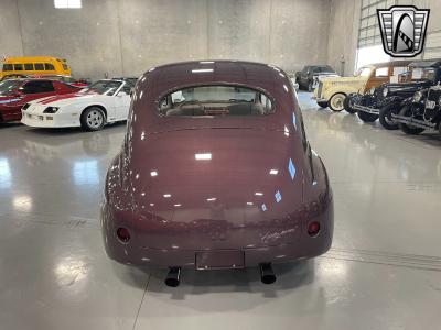 1947 Ford Deluxe / Super Deluxe