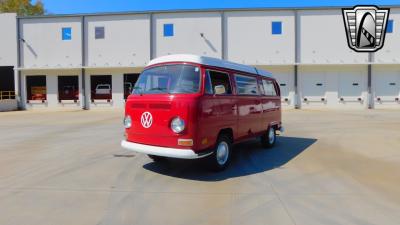 1971 Volkswagen Camper Bus