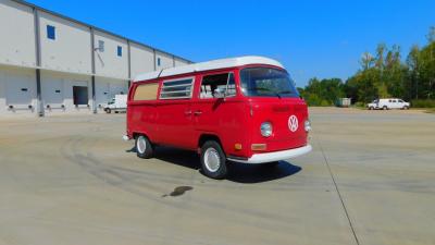 1971 Volkswagen Camper Bus