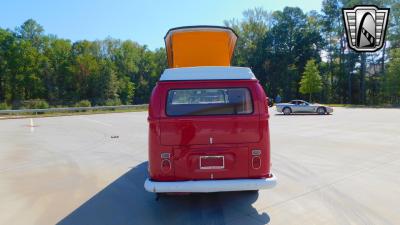 1971 Volkswagen Camper Bus