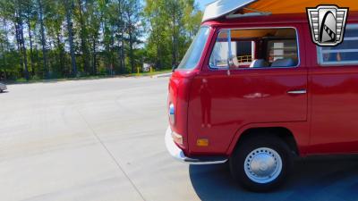 1971 Volkswagen Camper Bus