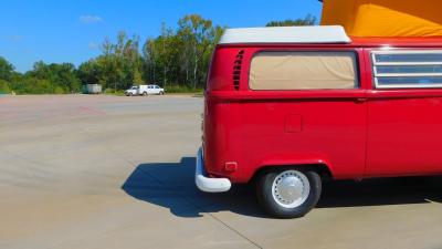 1971 Volkswagen Camper Bus