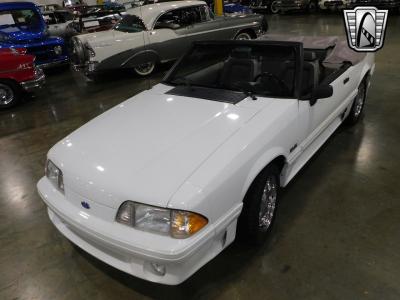 1990 Ford Mustang