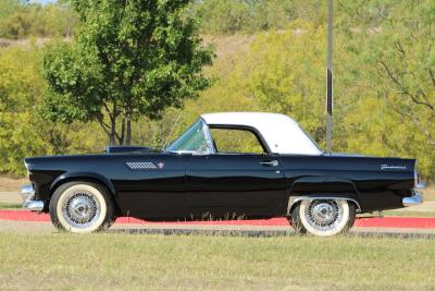 1955 Ford Thunderbird