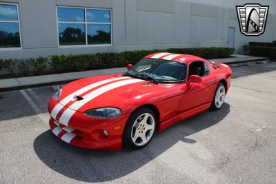 2002 Dodge Viper