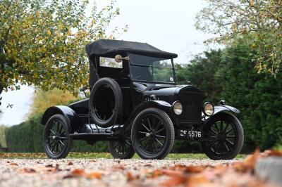 1925 Ford Model T Two Seat Runabout / Pick-Up Truck or Van