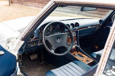 1986 Mercedes - Benz 560SL