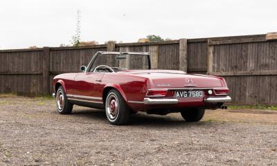 1966 Mercedes - Benz 230 SL Pagoda