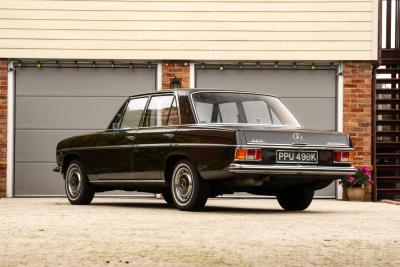 1971 Mercedes - Benz 220 / 8