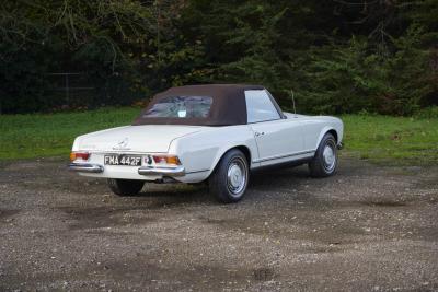 1968 Mercedes - Benz 280 SL Pagoda