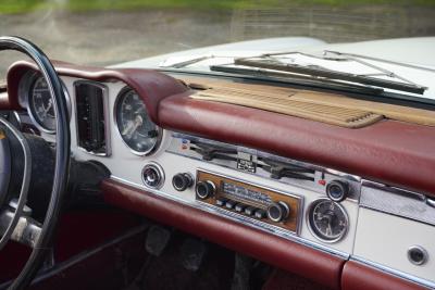 1968 Mercedes - Benz 280 SL Pagoda