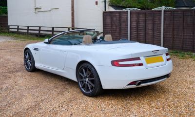 2009 Aston Martin DB9 Volante V12