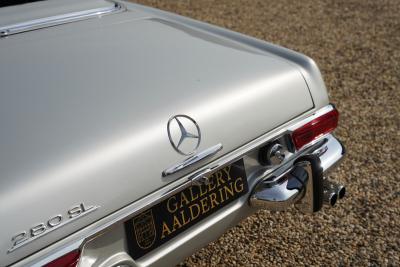 1969 Mercedes - Benz Mercedes Benz SL 280 Pagode