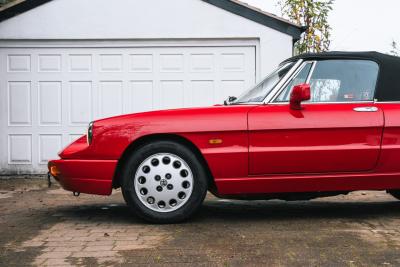 1992 Alfa Romeo Spider S4